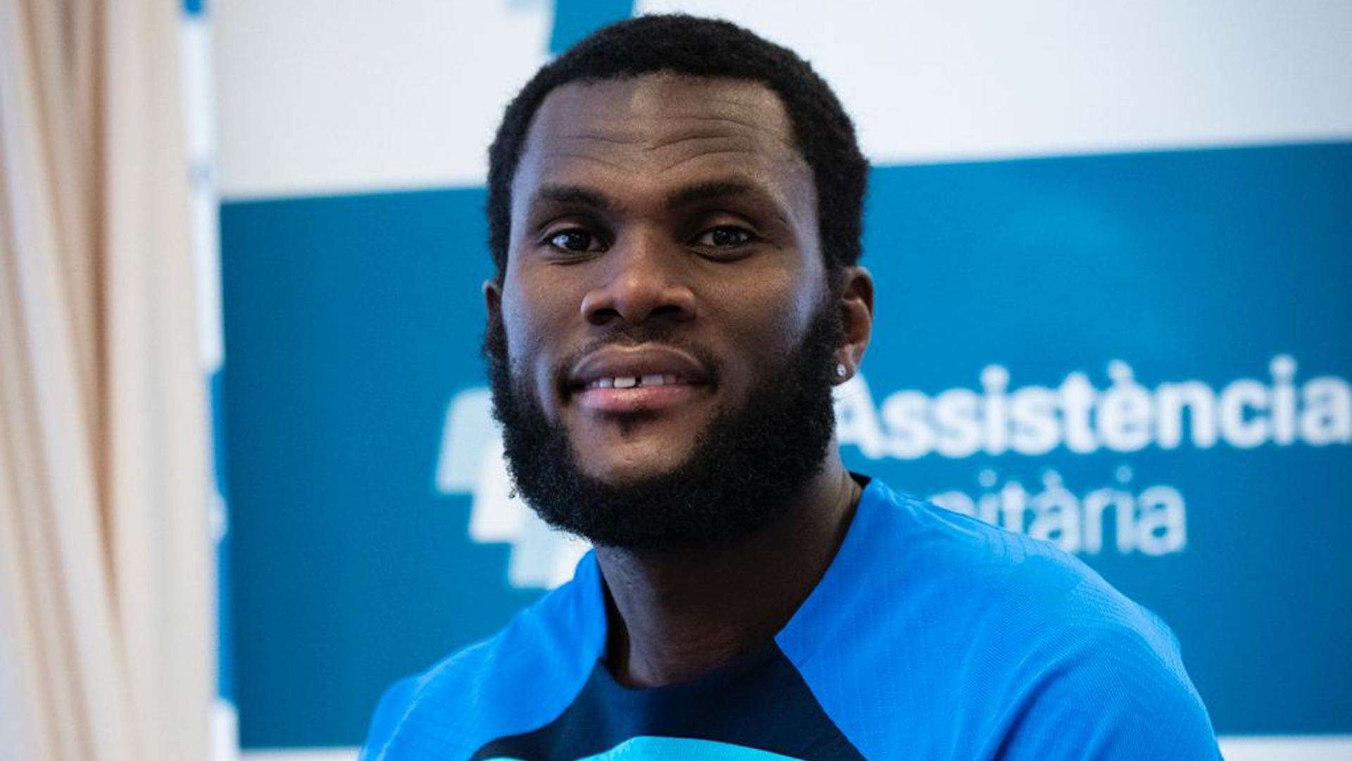 曼联发布季前赛安排豪门对决引发球迷热切期待